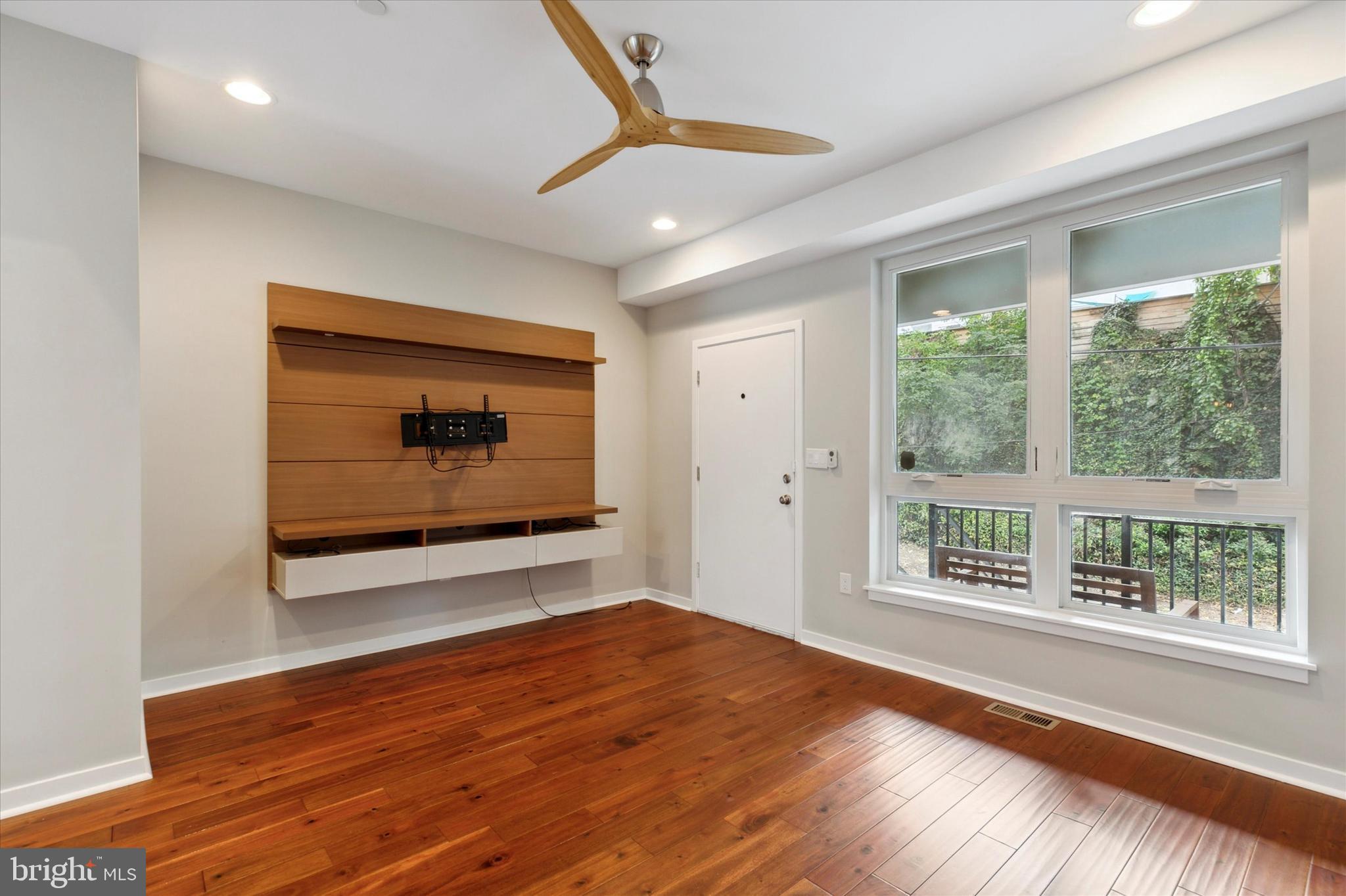 MANAYUNK - Residential