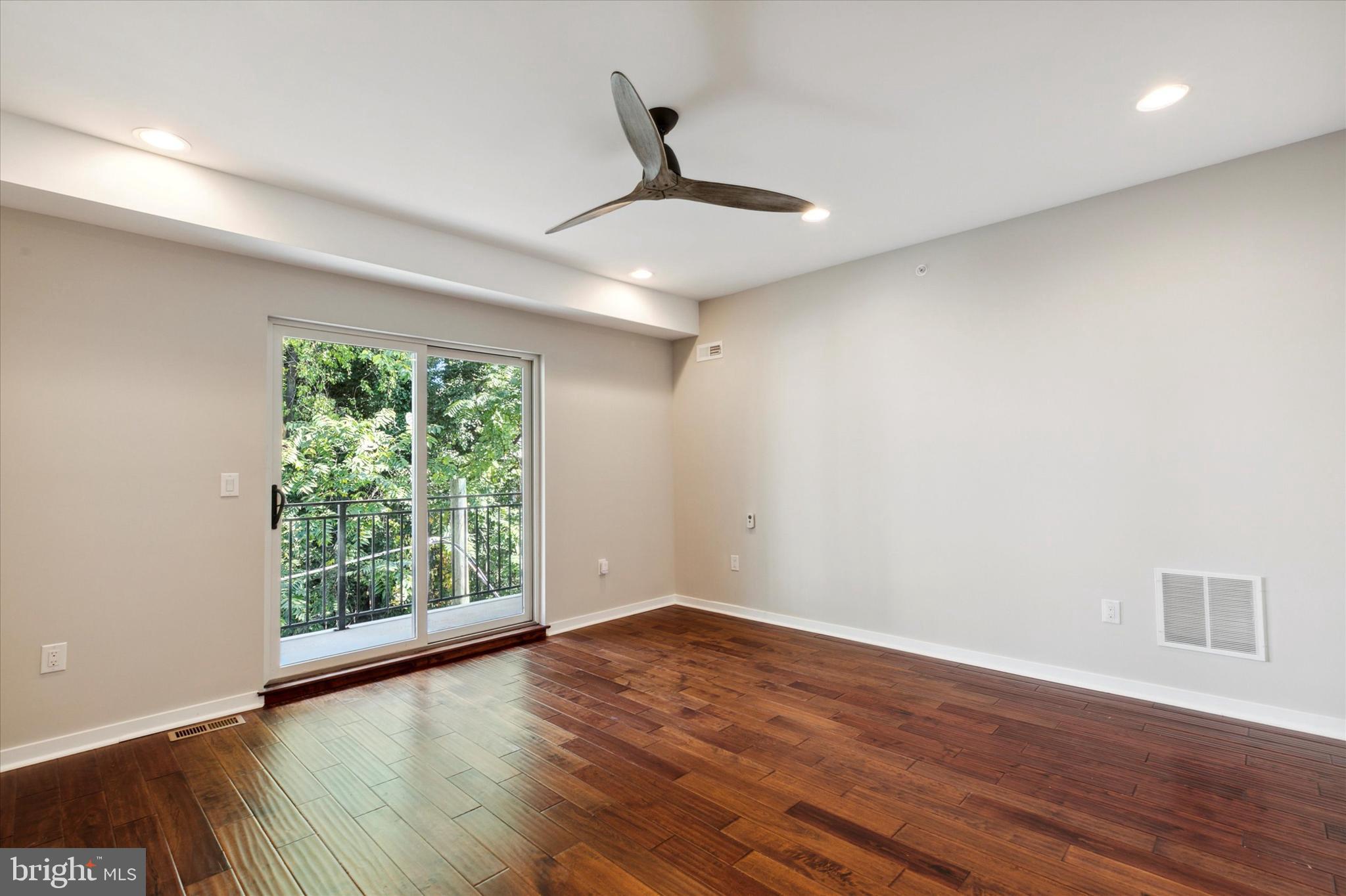 MANAYUNK - Residential