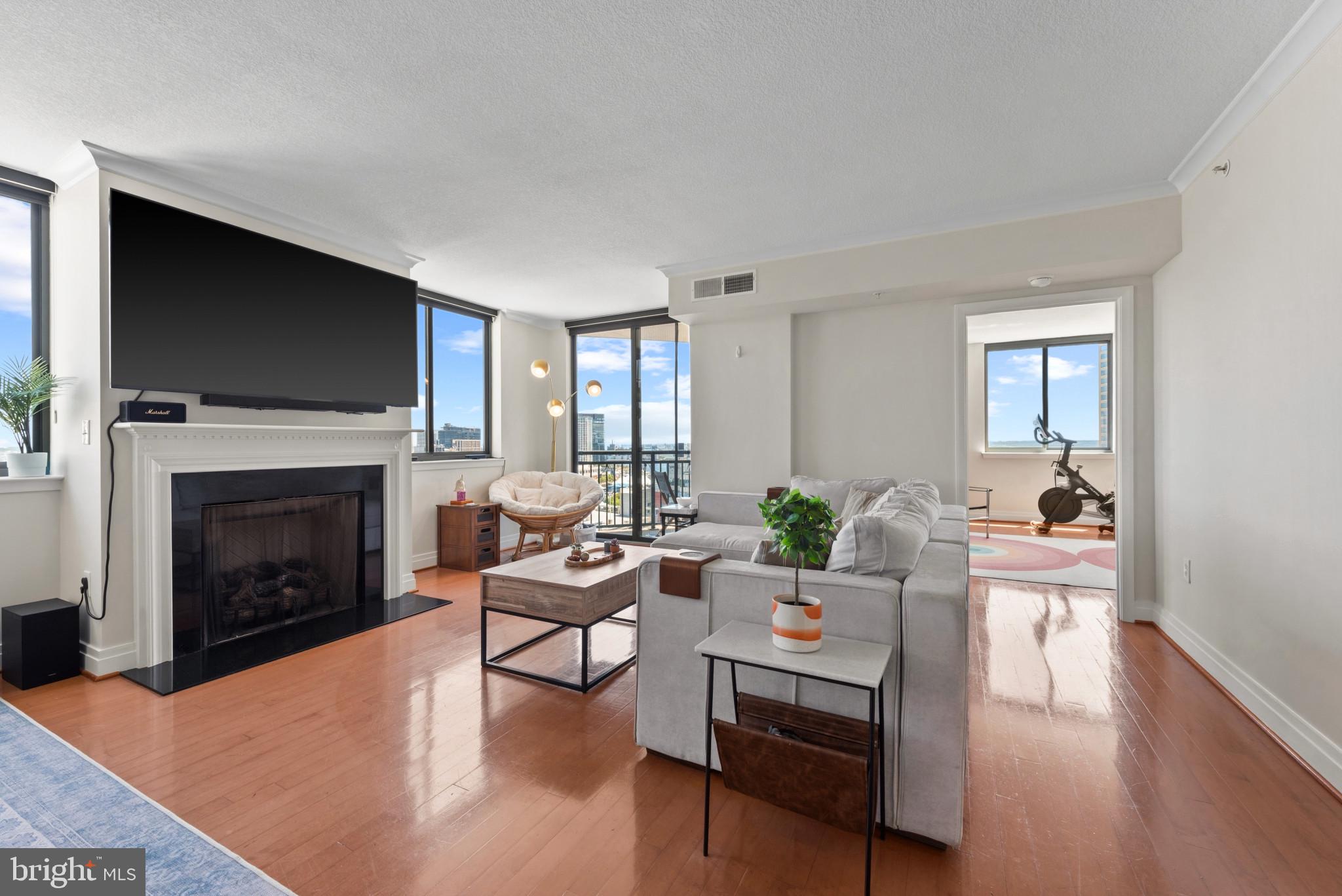 INNER HARBOR - Residential
