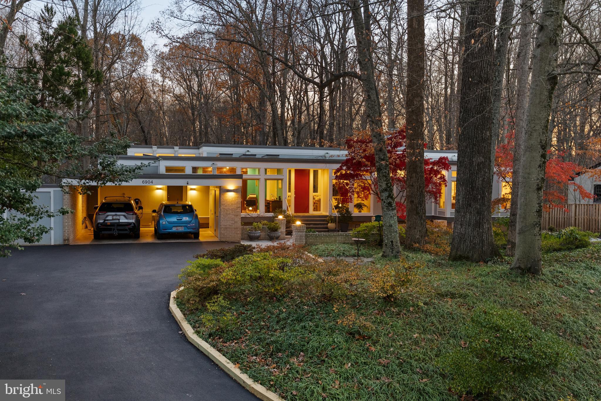 BANNOCKBURN ESTATES - Residential