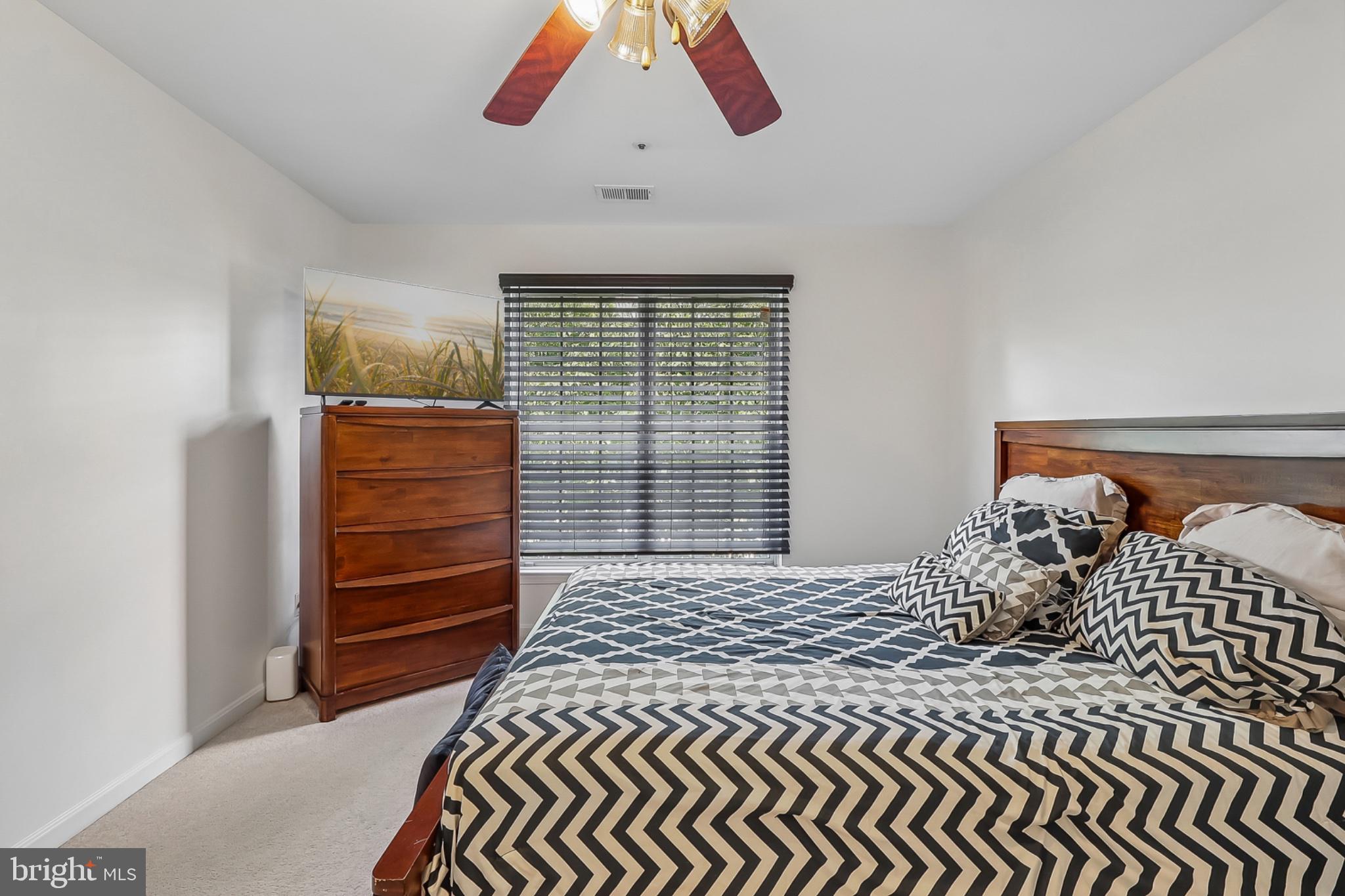 GLENSFORD CONDO - Residential