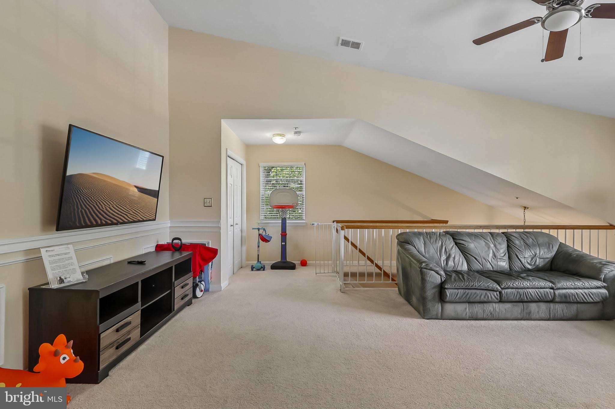 GLENSFORD CONDO - Residential