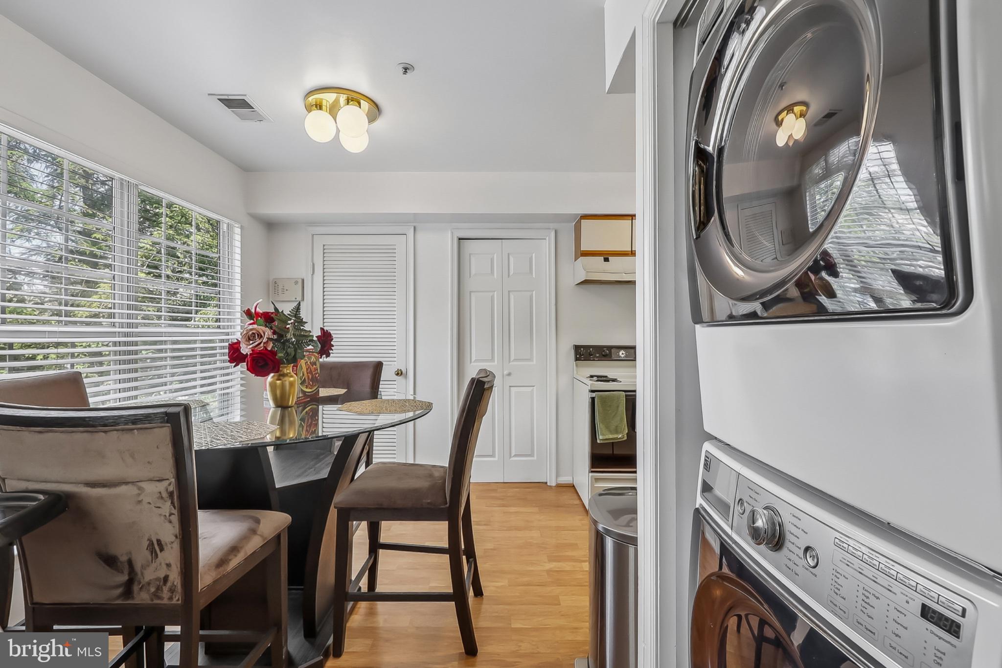 GLENSFORD CONDO - Residential
