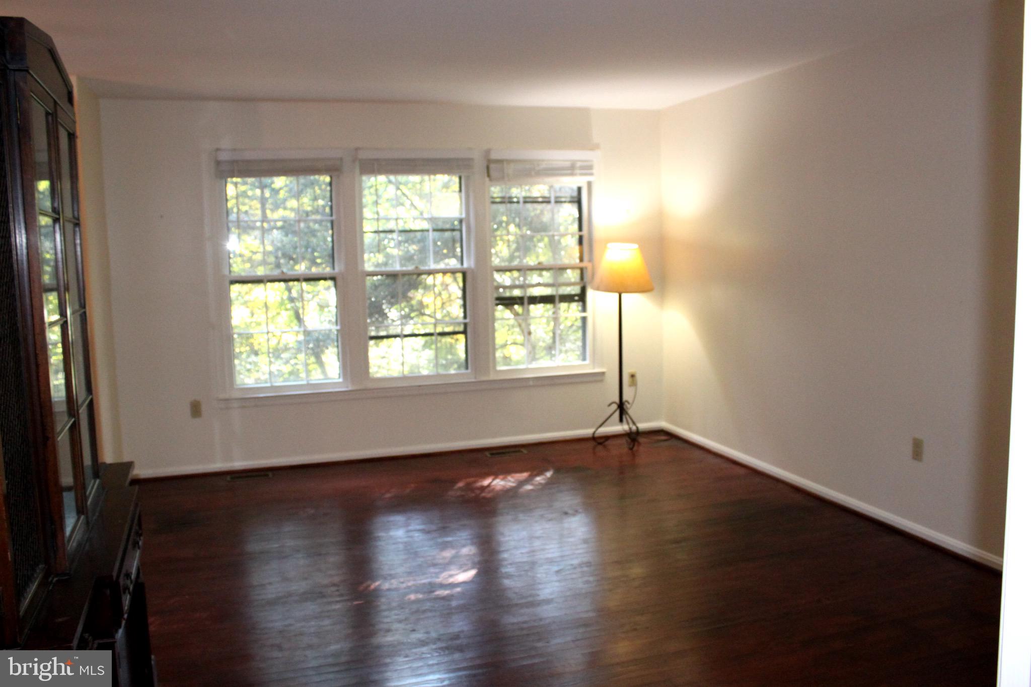 RESTON - Residential Lease