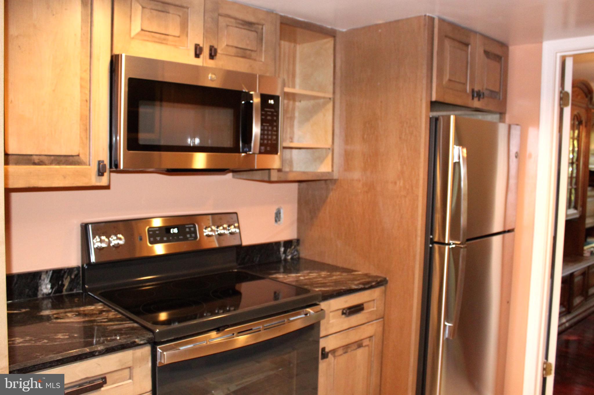 RESTON - Residential Lease