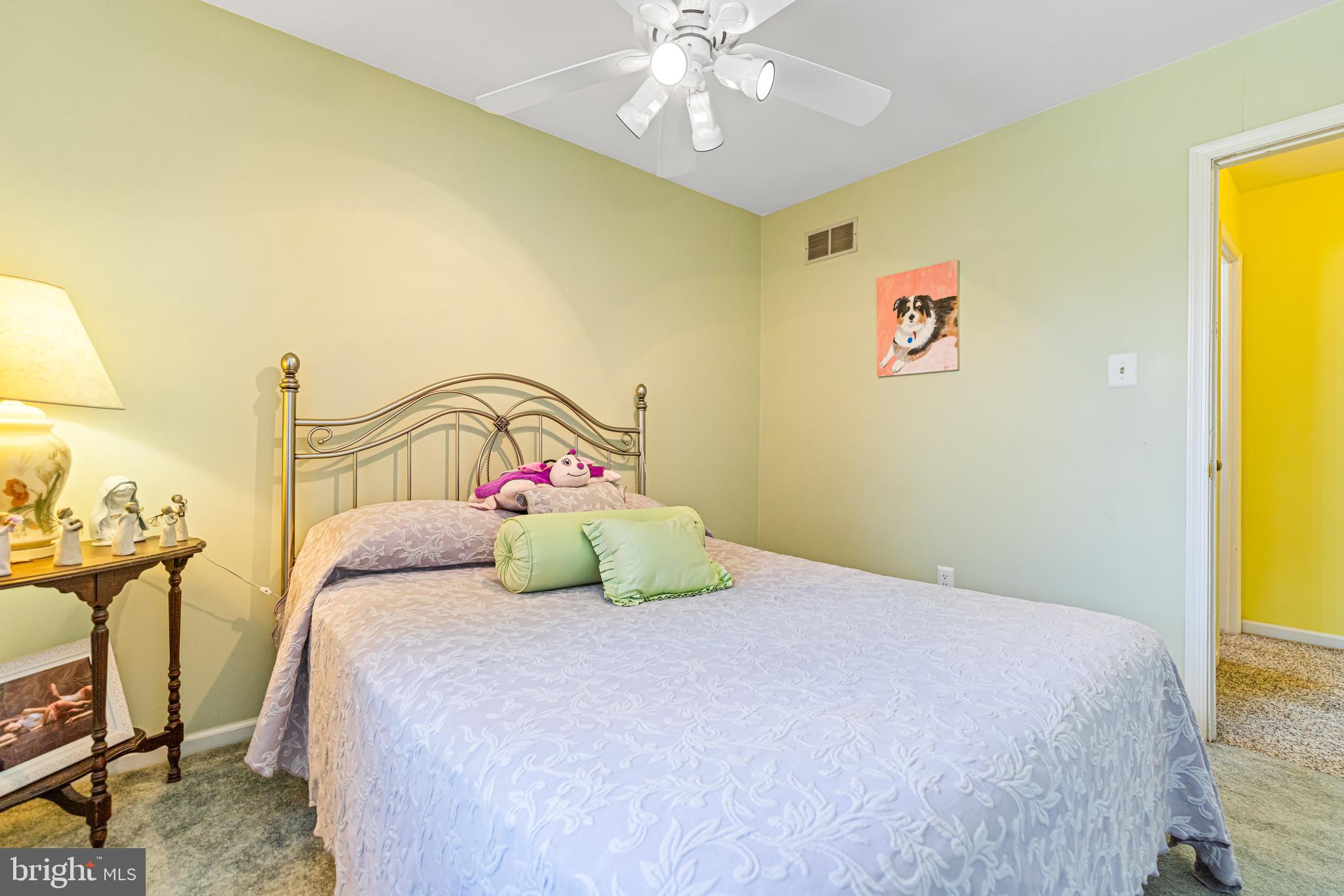 WILLOW MANOR - Residential