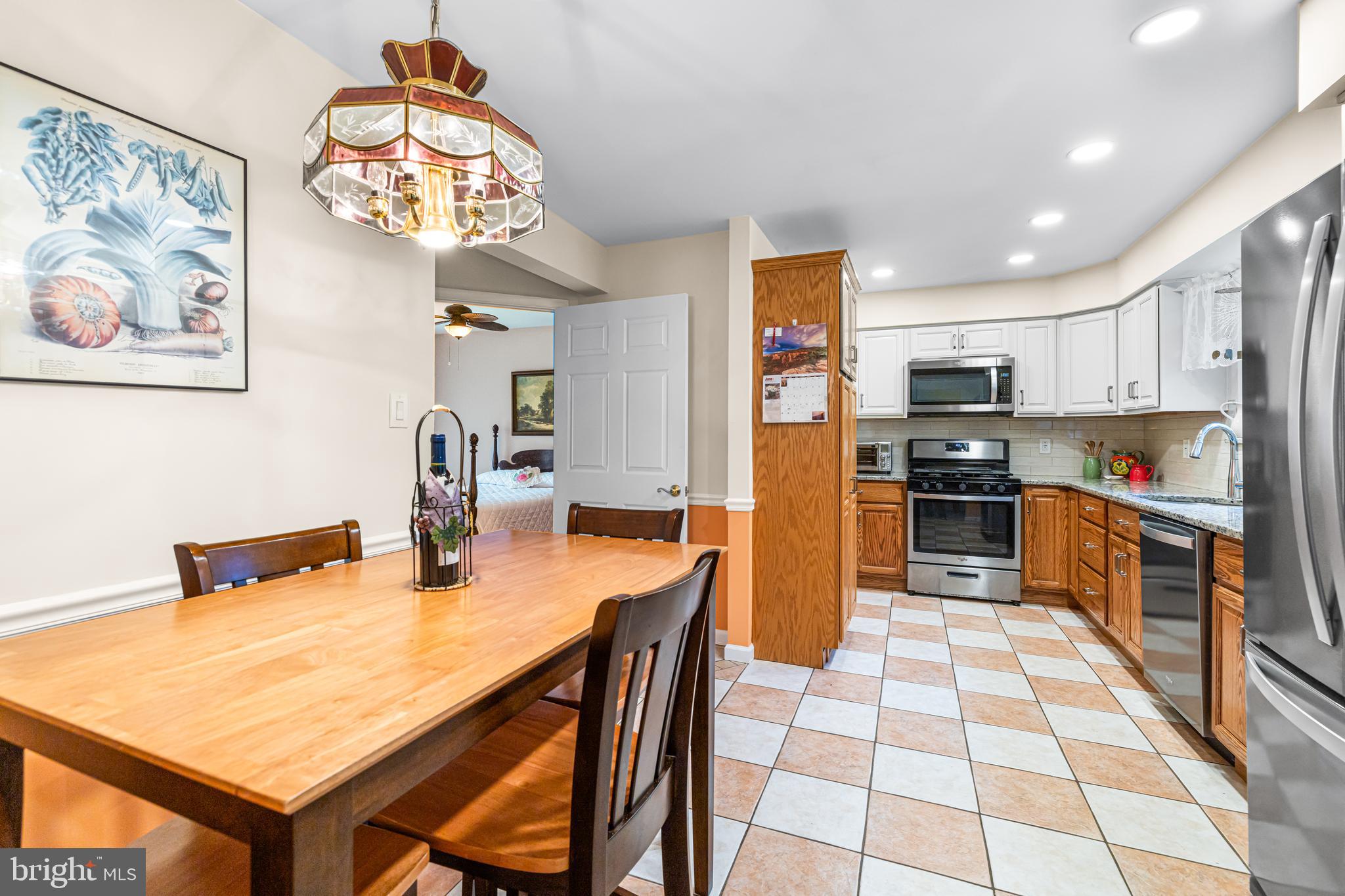 WILLOW MANOR - Residential