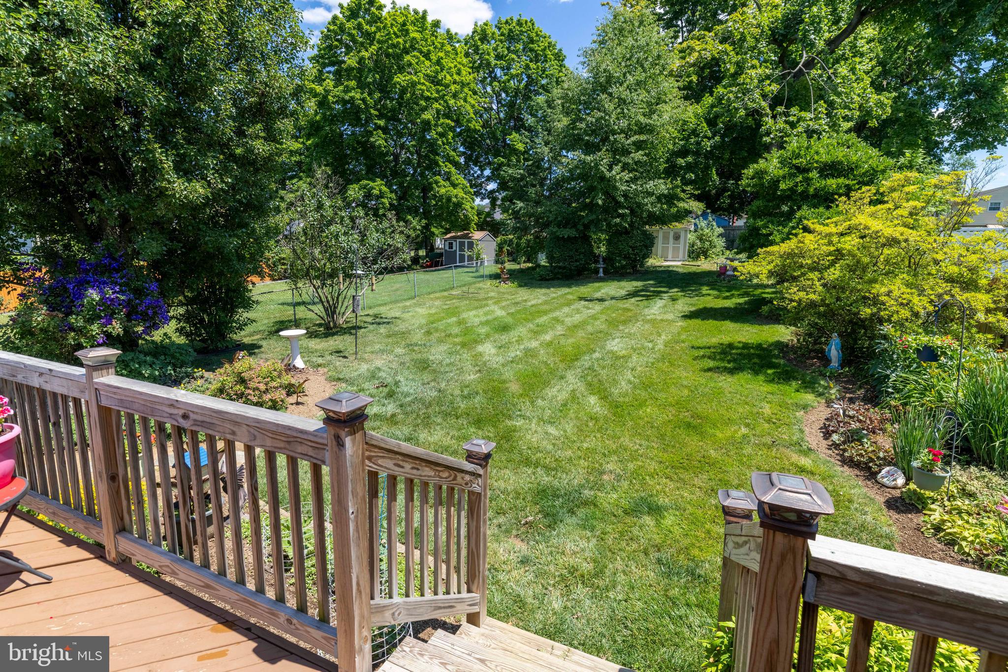 WILLOW MANOR - Residential