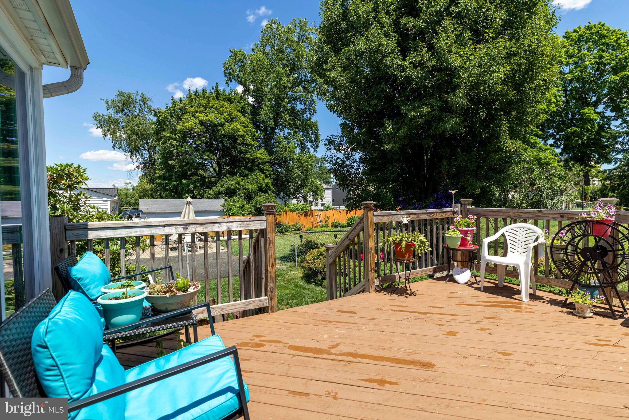 WILLOW MANOR - Residential