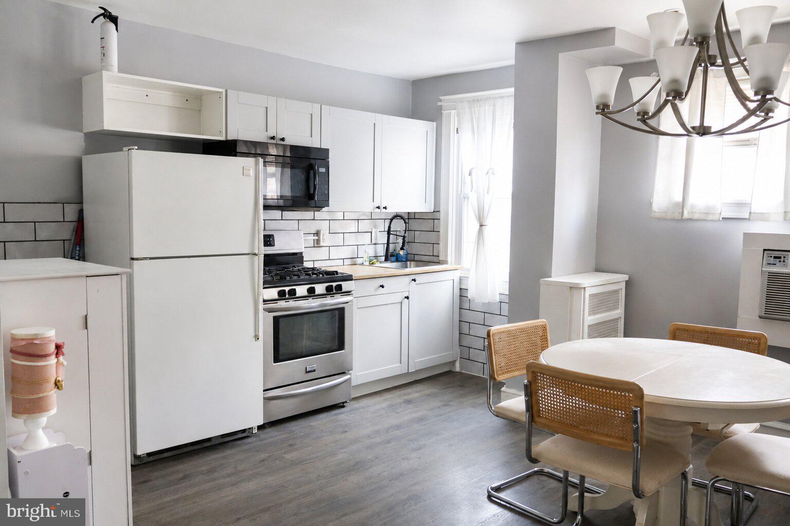 MAYFAIR - Residential