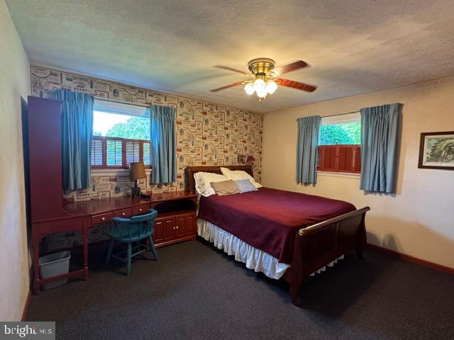 COLONIAL HILLS - Residential