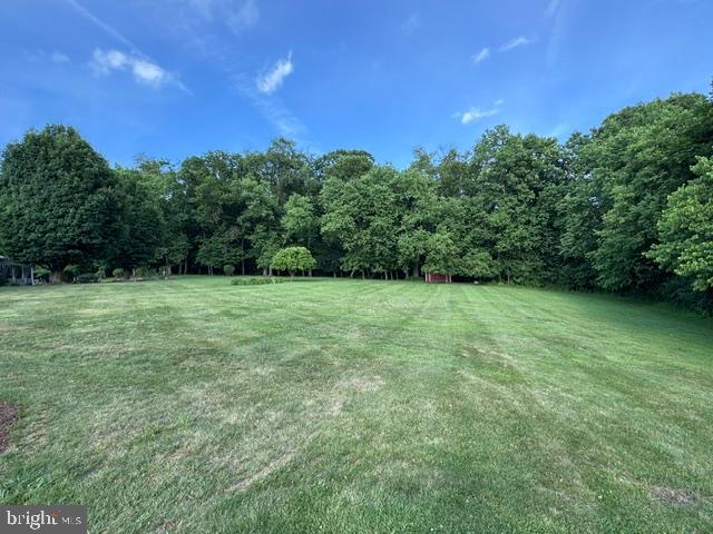 COLONIAL HILLS - Residential