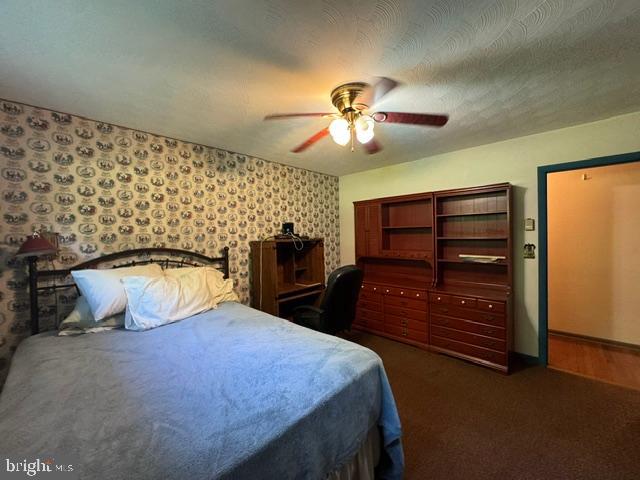 COLONIAL HILLS - Residential
