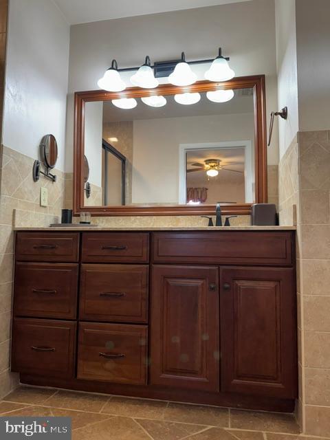 COLONIAL HILLS - Residential