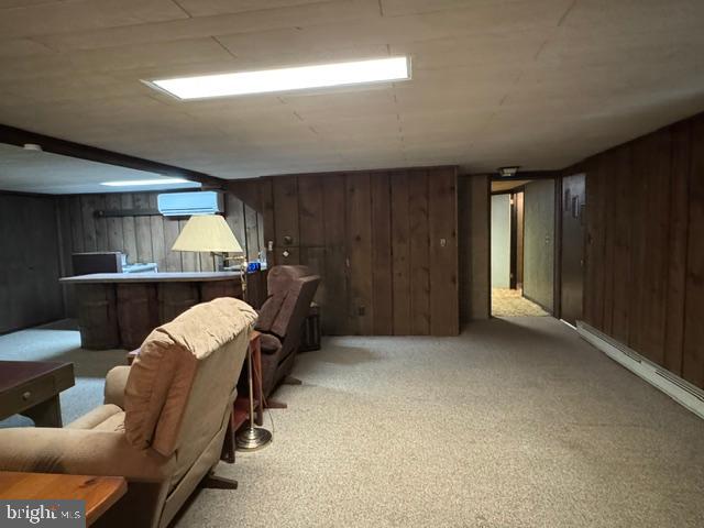 COLONIAL HILLS - Residential