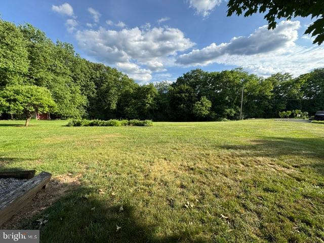 COLONIAL HILLS - Residential
