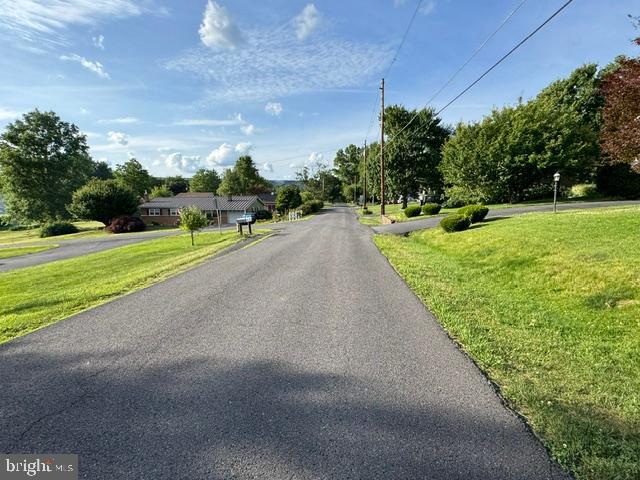 COLONIAL HILLS - Residential