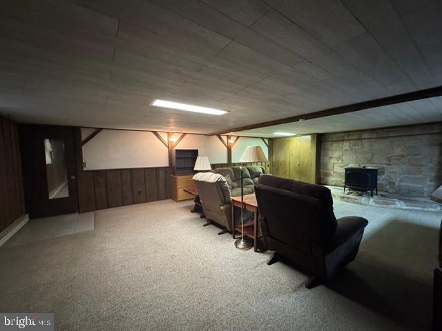 COLONIAL HILLS - Residential