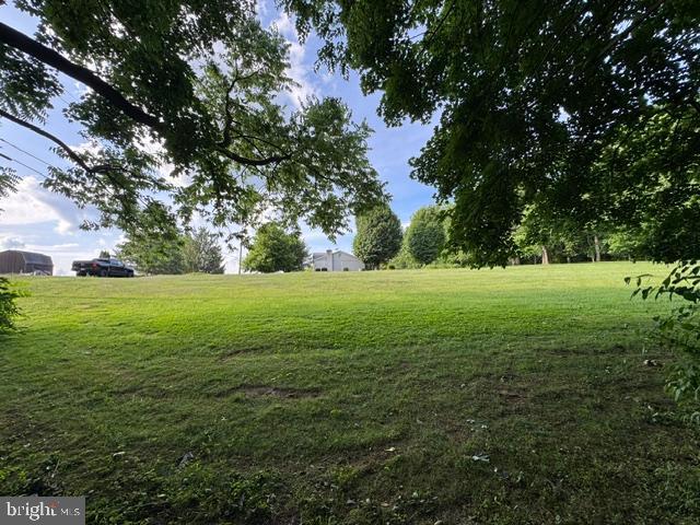 COLONIAL HILLS - Residential