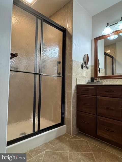 COLONIAL HILLS - Residential