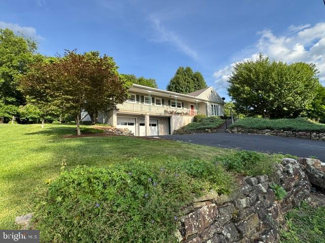COLONIAL HILLS - Residential