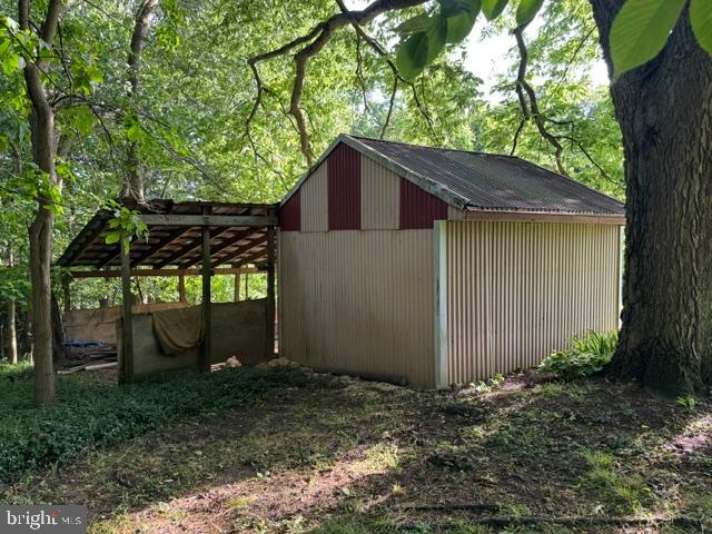COLONIAL HILLS - Residential
