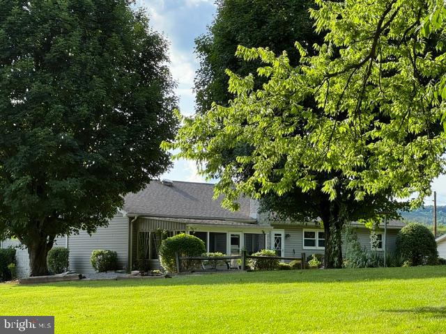 COLONIAL HILLS - Residential