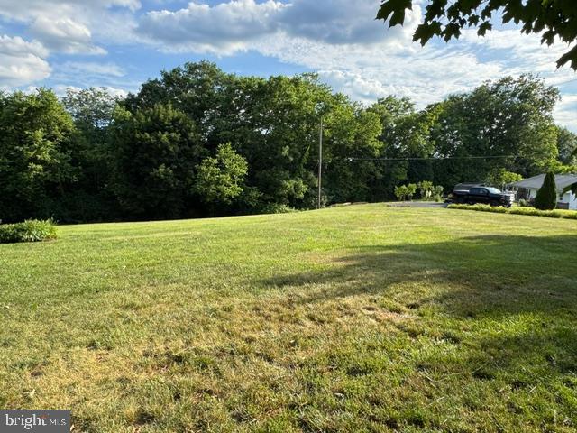 COLONIAL HILLS - Residential