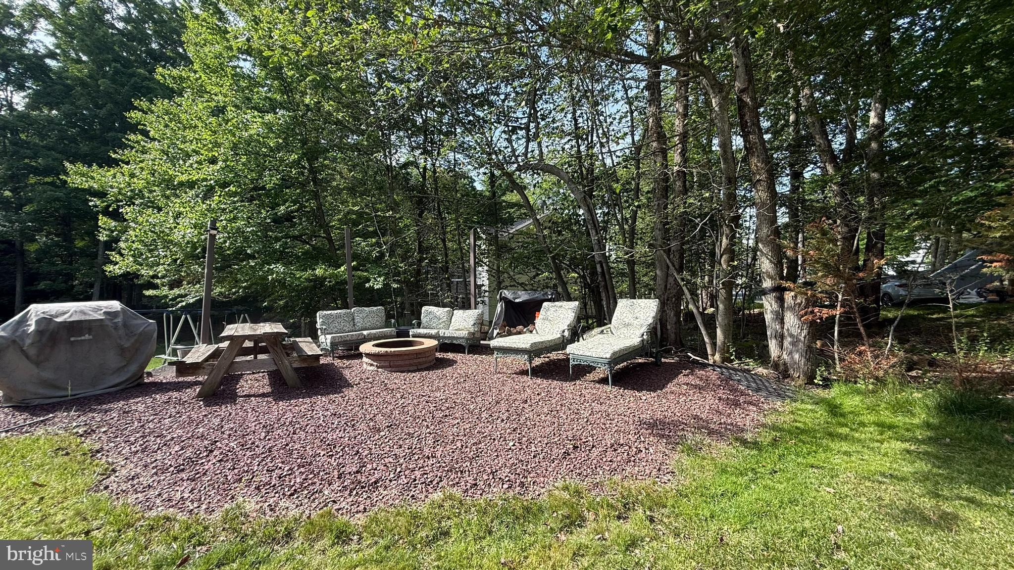 POCONO COUNTRY PLACE - Residential