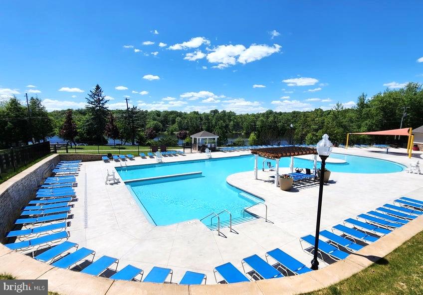 POCONO COUNTRY PLACE - Residential