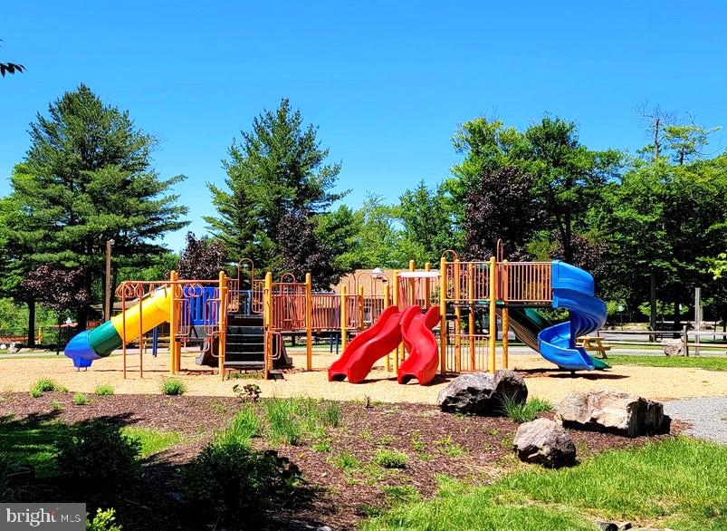 POCONO COUNTRY PLACE - Residential