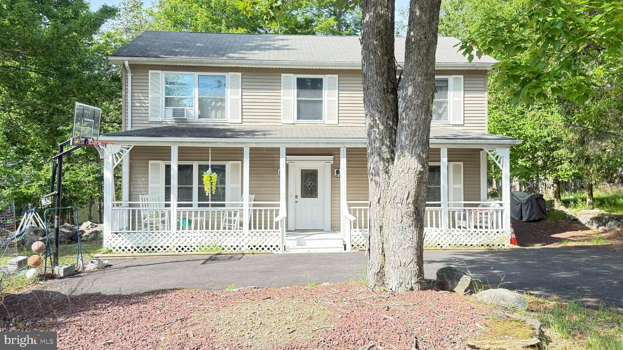 POCONO COUNTRY PLACE - Residential