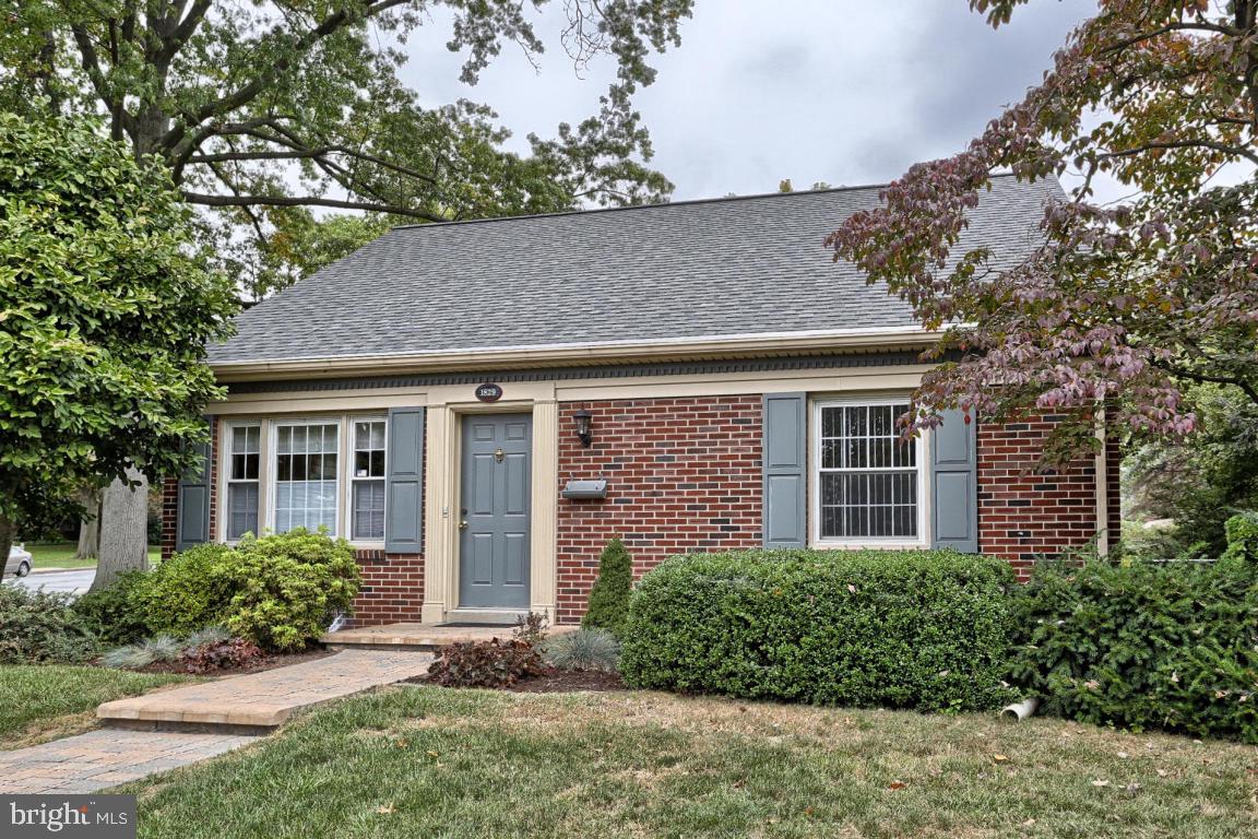 EAST PETERSBURG - Residential