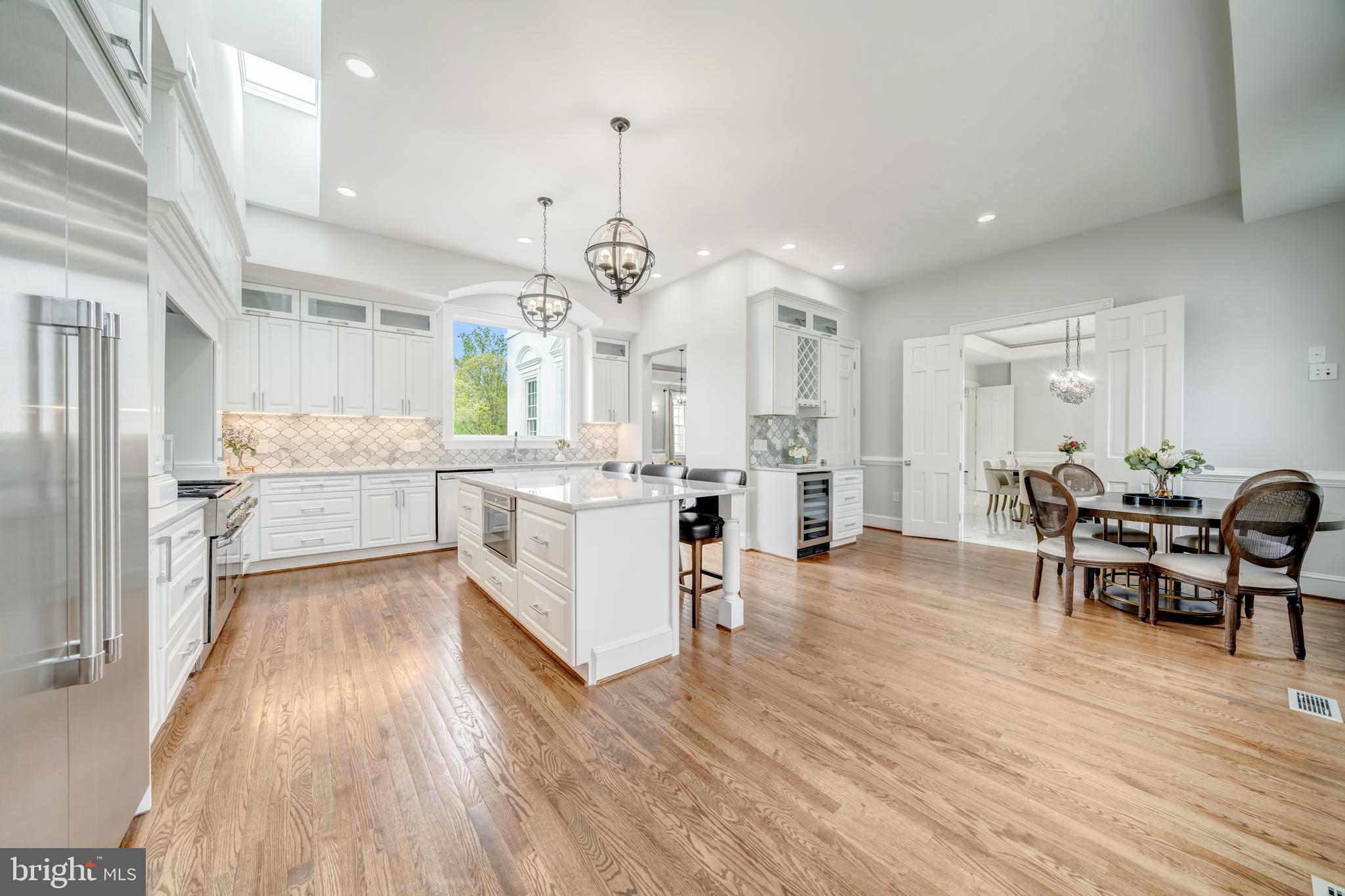 ROLLING VALLEY - Residential Lease
