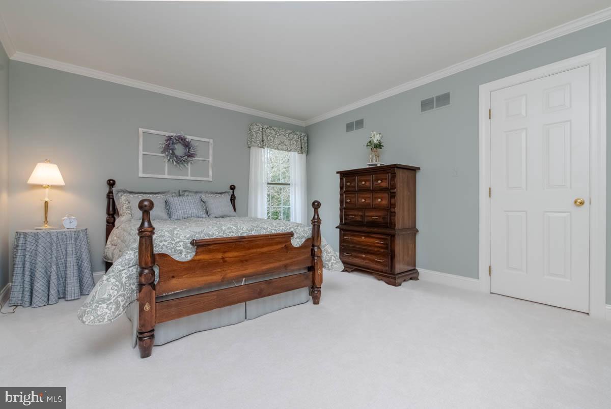 STRATHMORE - Residential