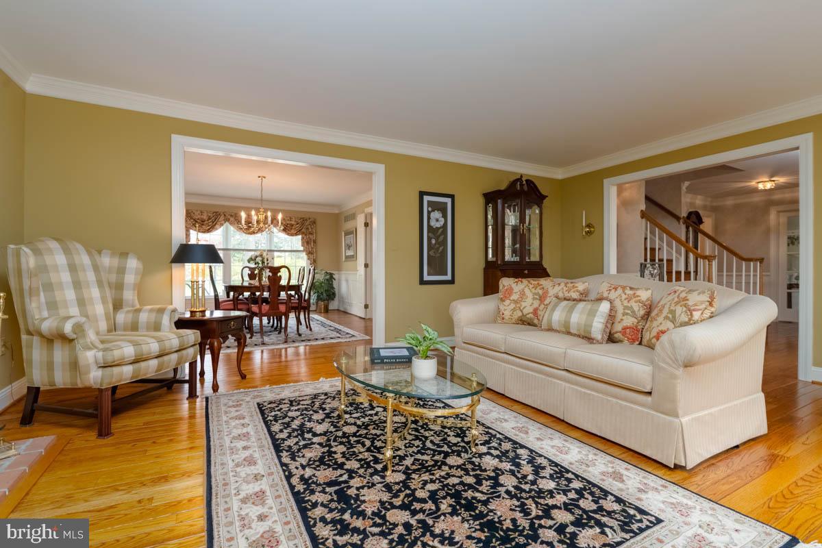 STRATHMORE - Residential