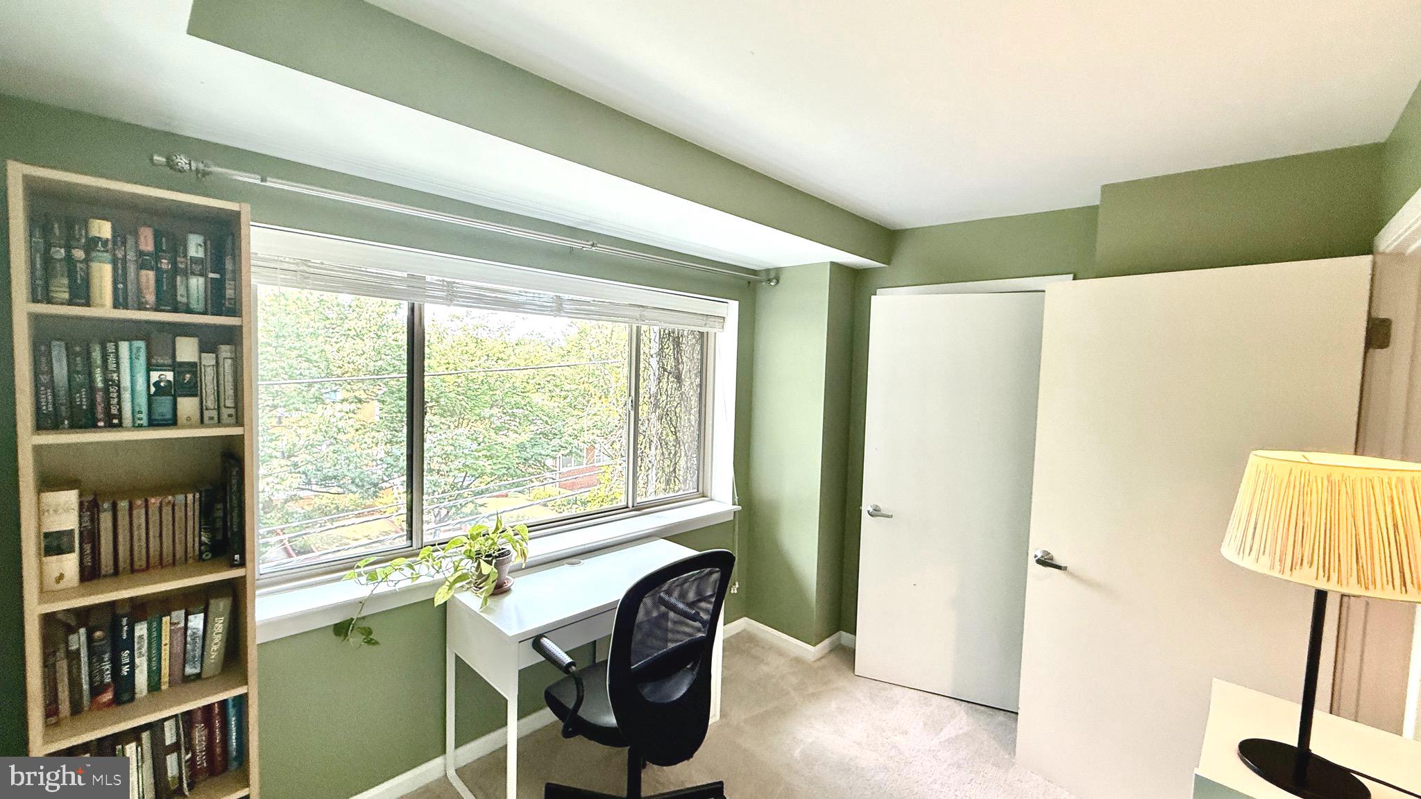 SILVER SPRING - Residential