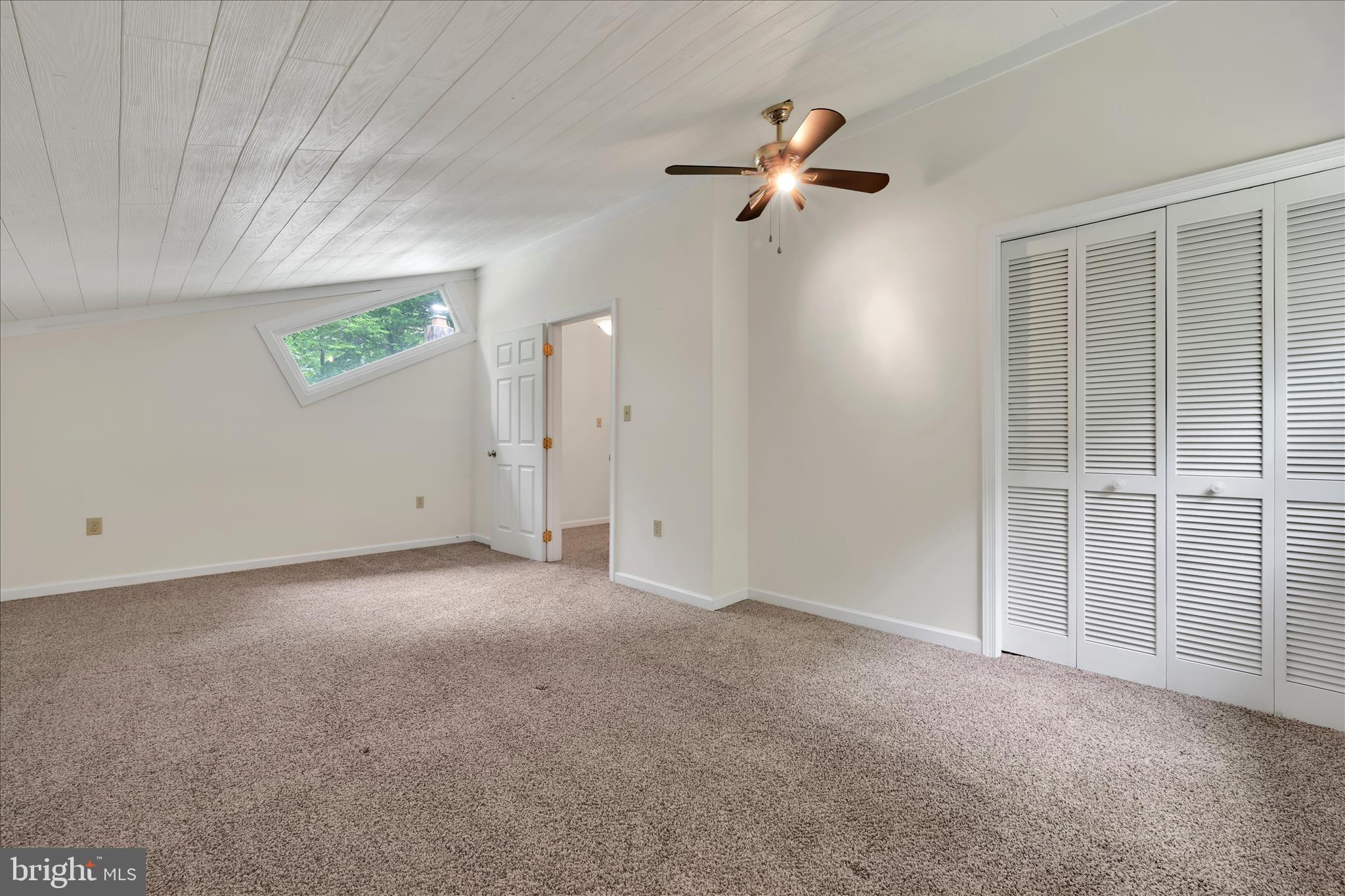 LAKE WYNONAH - Residential