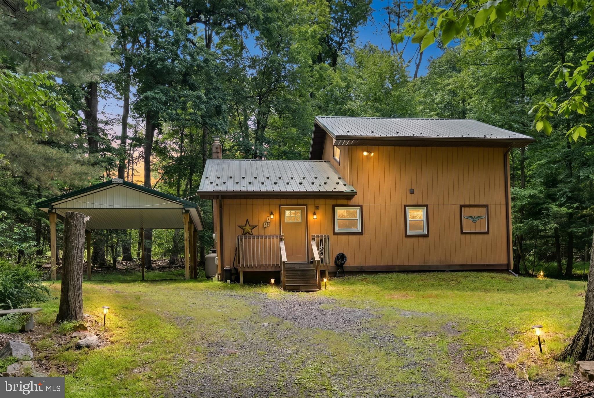 LAKE WYNONAH - Residential