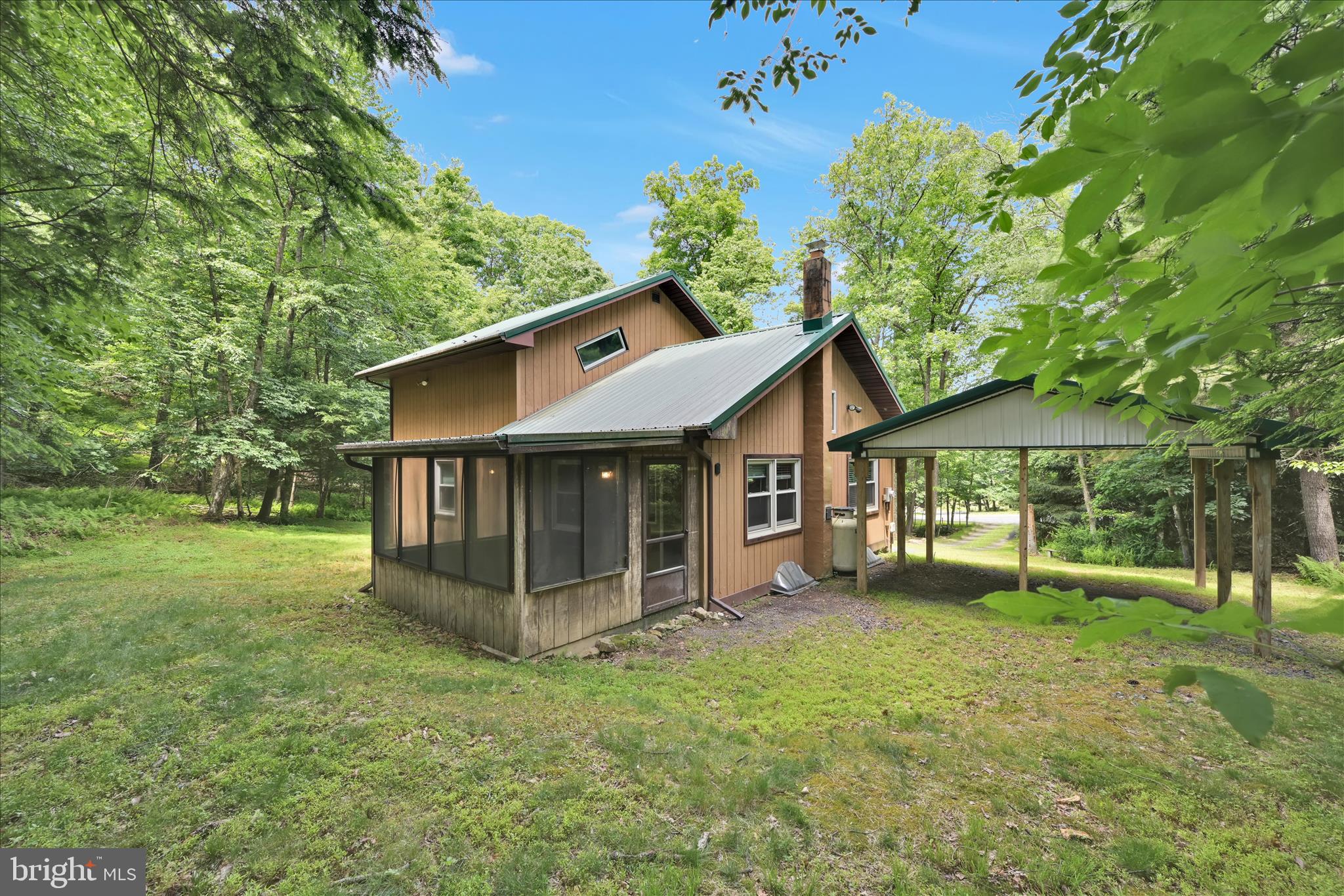 LAKE WYNONAH - Residential