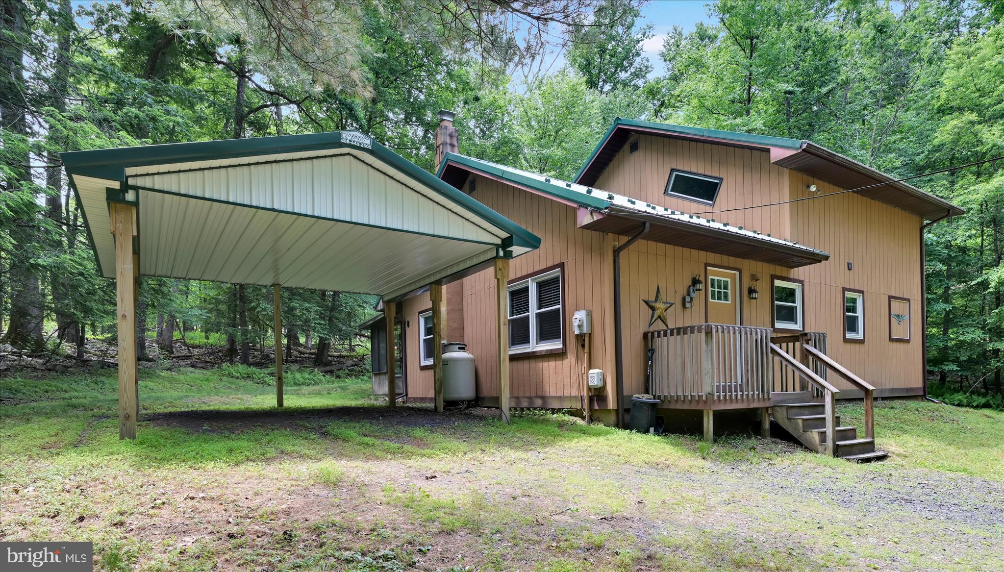 LAKE WYNONAH - Residential