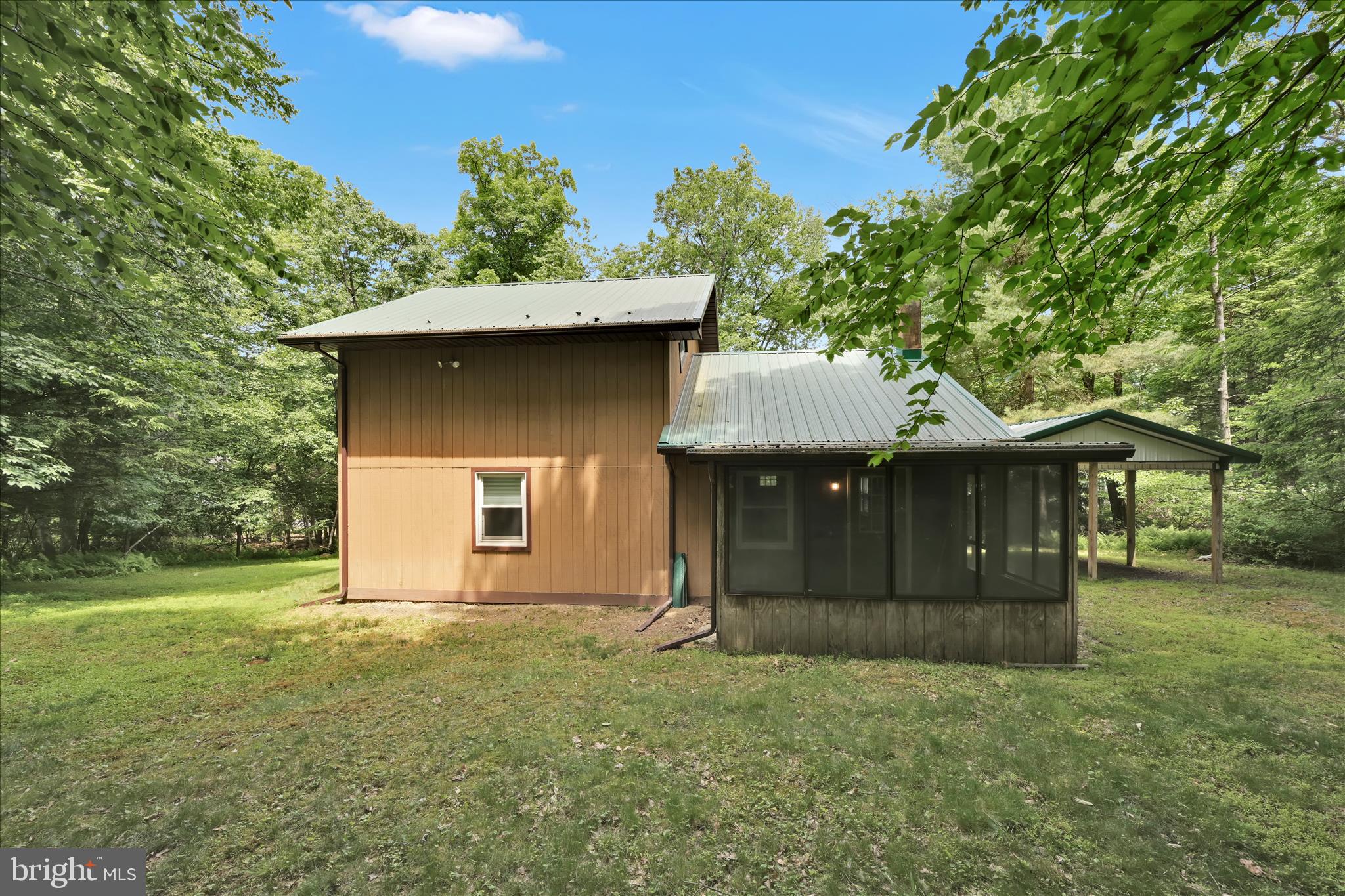 LAKE WYNONAH - Residential