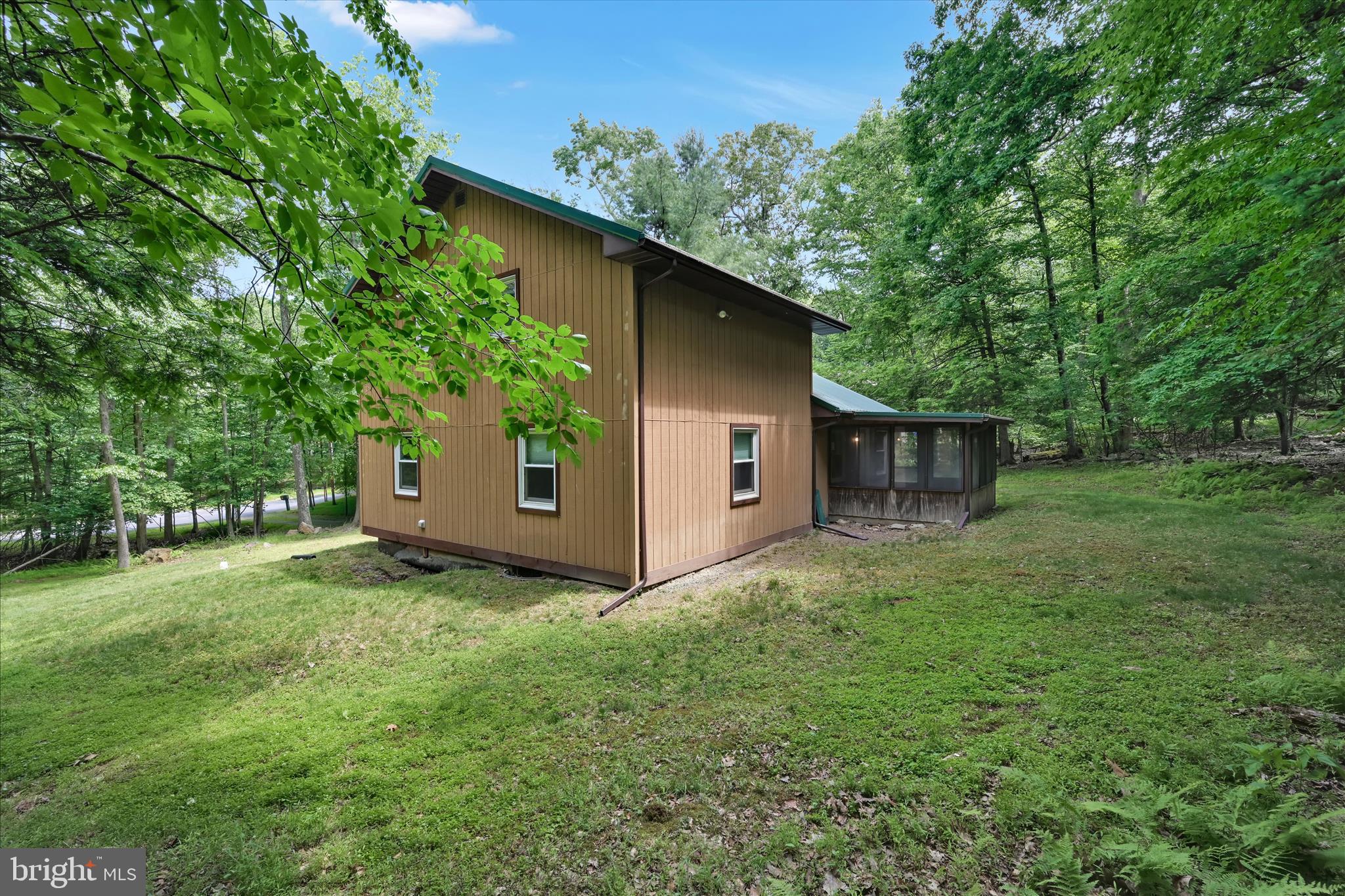 LAKE WYNONAH - Residential