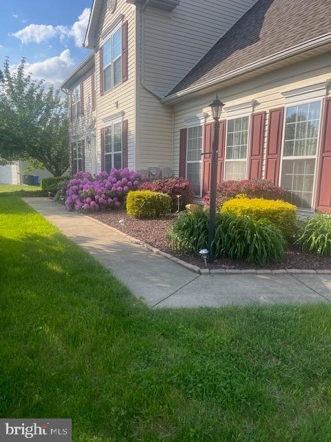 COUNTRY WALK - Residential