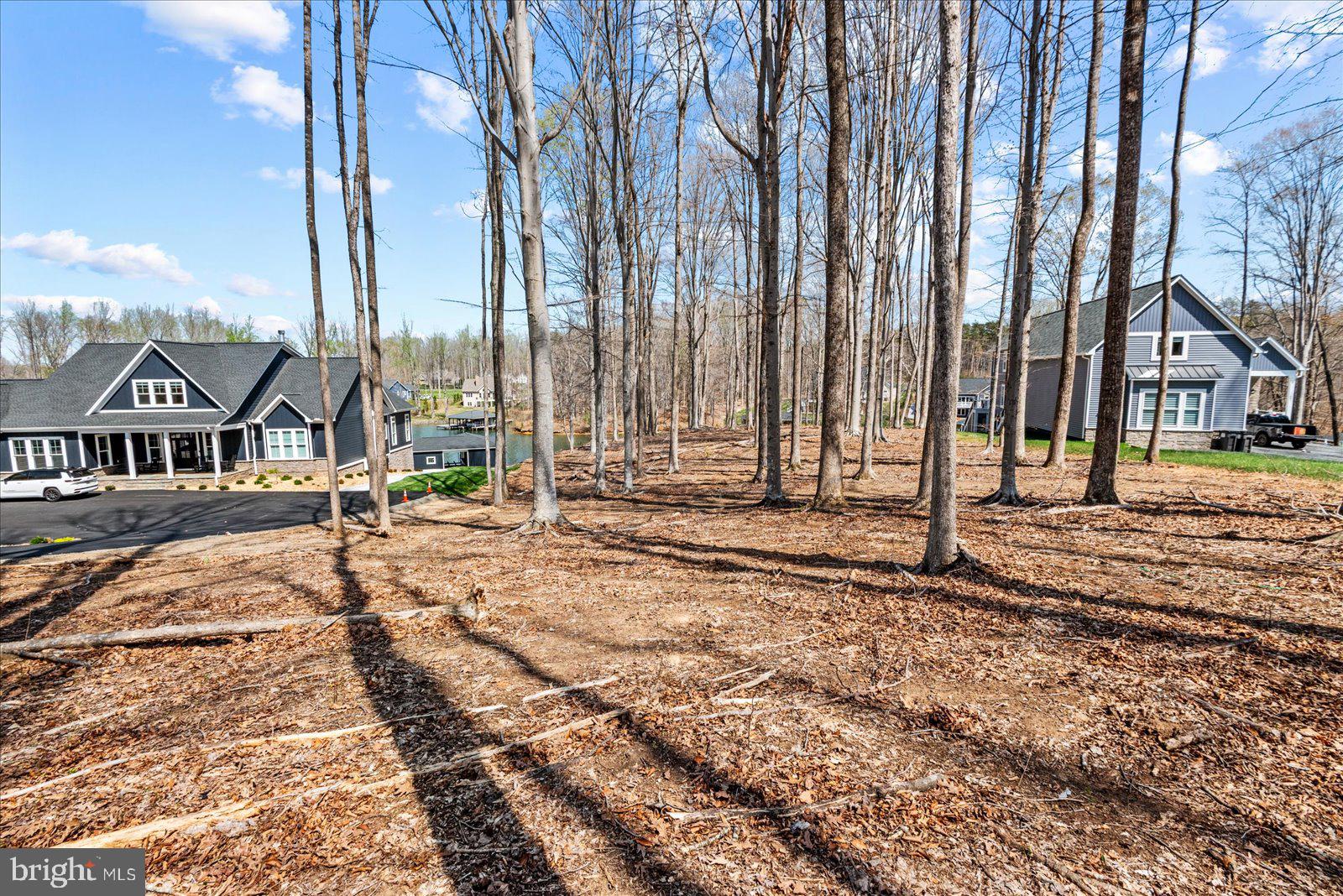 MILL RUN - Land