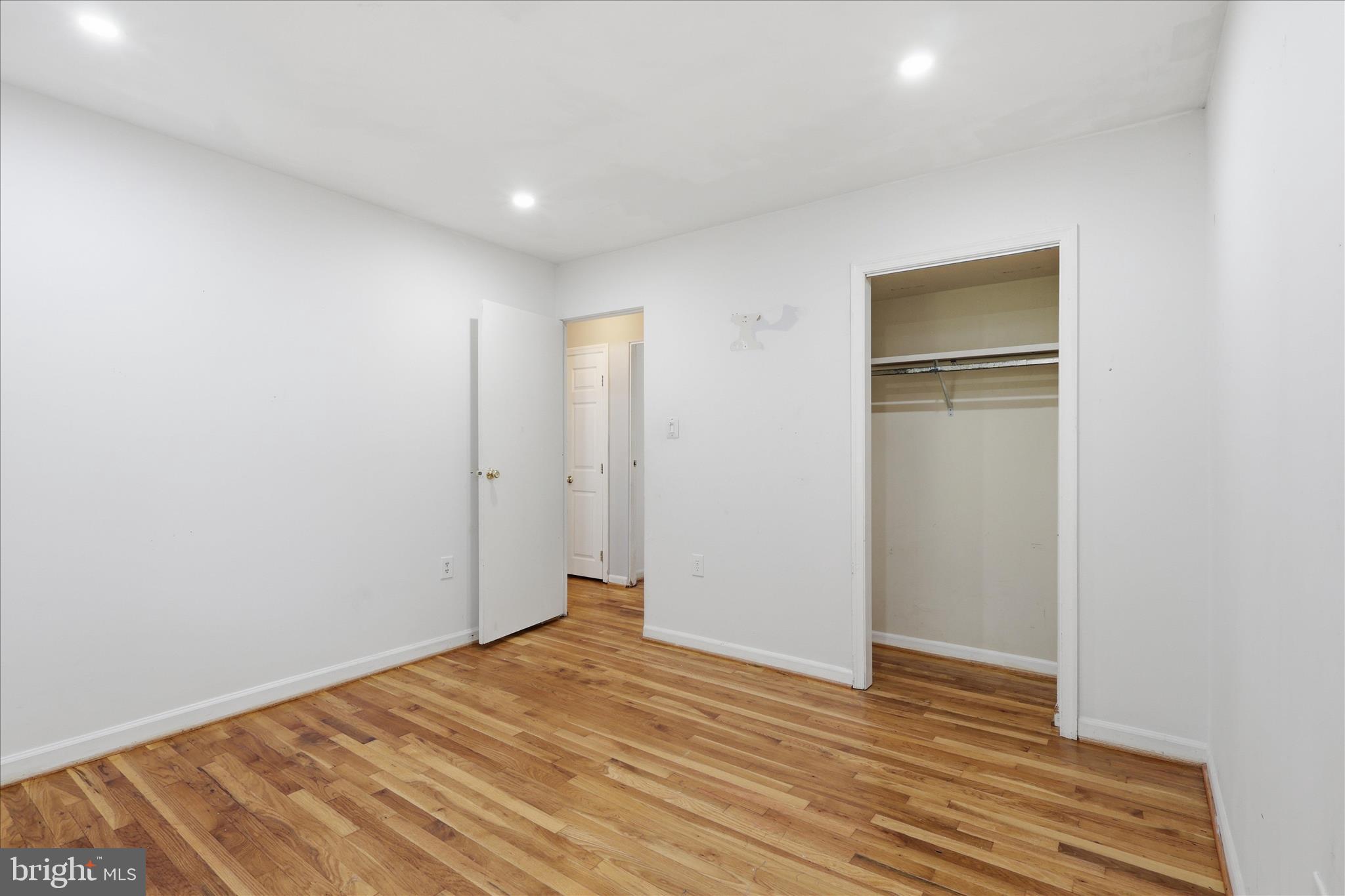 STERLING - Residential