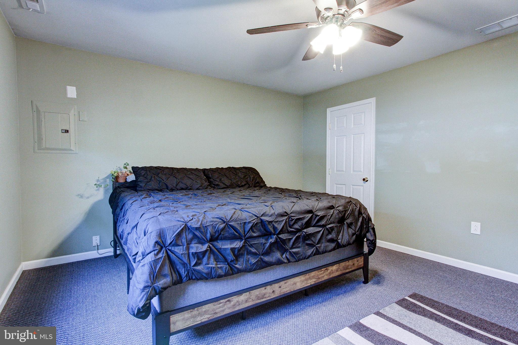 CABIN RUN ESTS - Residential