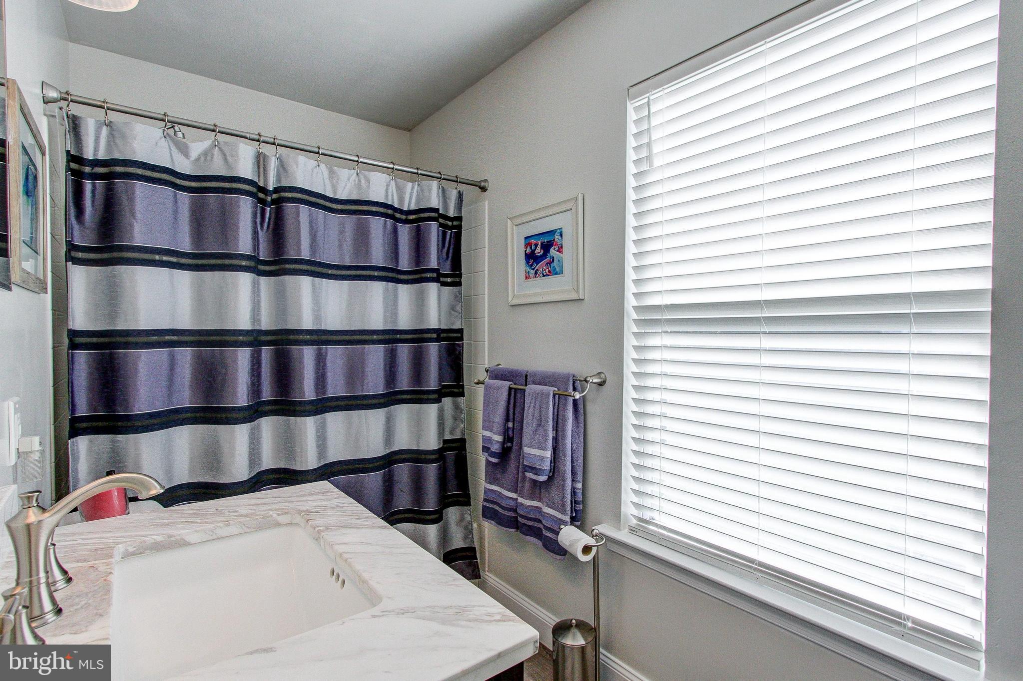 CABIN RUN ESTS - Residential