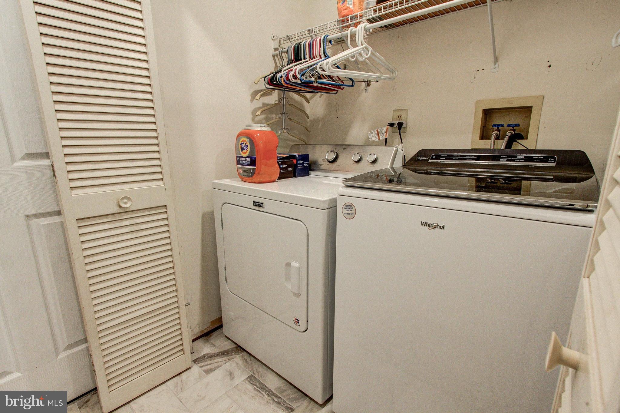 CABIN RUN ESTS - Residential