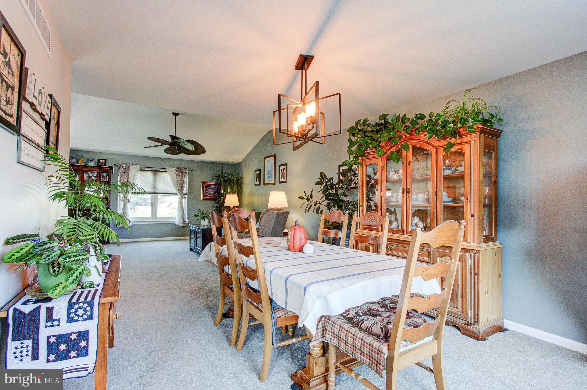 CABIN RUN ESTS - Residential